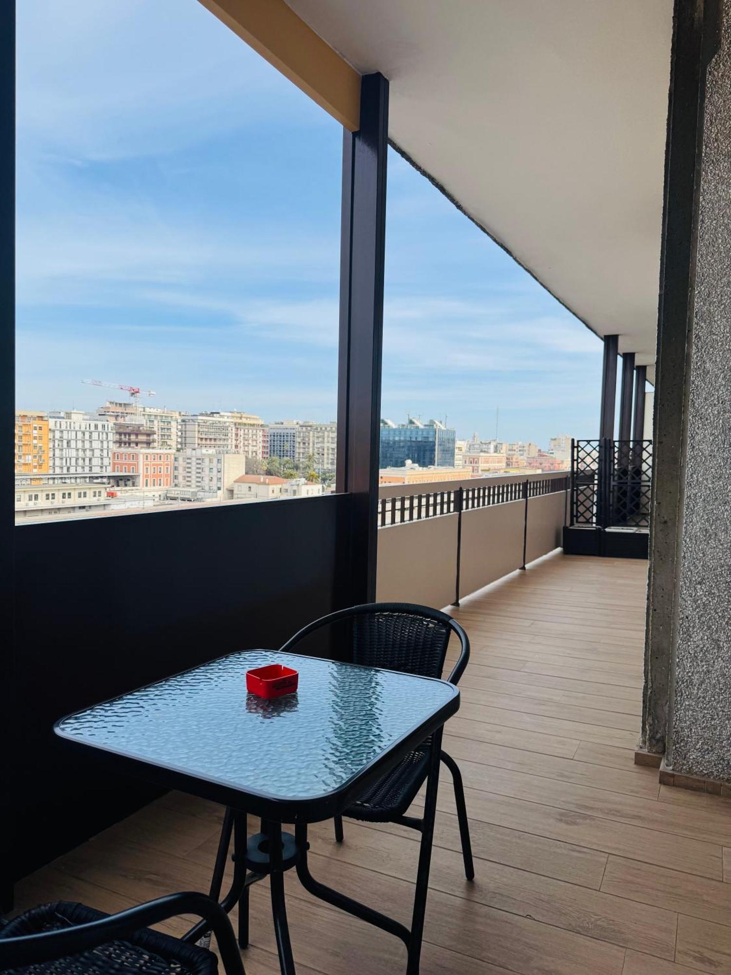 Manhattan Room & Suite باري المظهر الخارجي الصورة